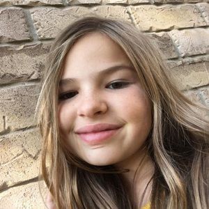 Meet your Posher, Ella